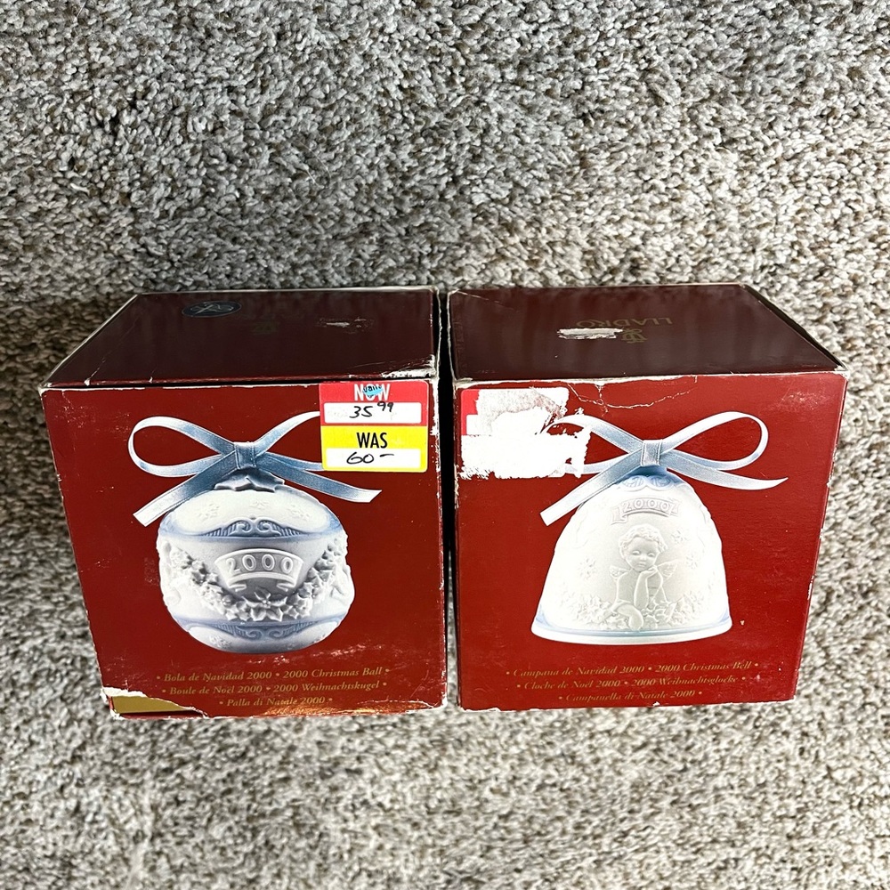 LLADRO 2000 Christmas Ball and Christmas Bell set. New condition. Boxes worn.
